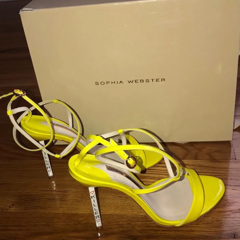 Sophia Webster “ killer “ - Picture 1 of 8